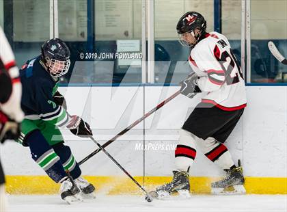Thumbnail 1 in Maine vs. New Trier Blue (Blackhawks HoHo Tournament) photogallery.