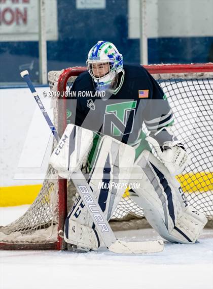 Thumbnail 3 in Maine vs. New Trier Blue (Blackhawks HoHo Tournament) photogallery.