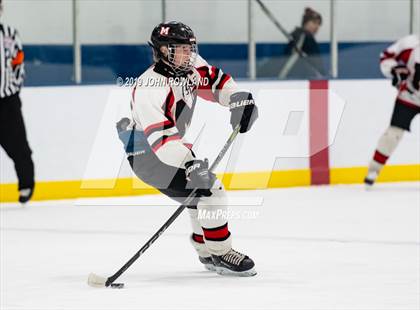 Thumbnail 1 in Maine vs. New Trier Blue (Blackhawks HoHo Tournament) photogallery.