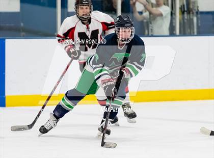 Thumbnail 2 in Maine vs. New Trier Blue (Blackhawks HoHo Tournament) photogallery.