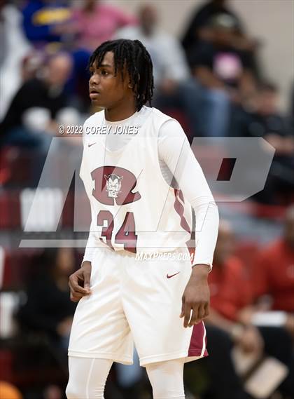 Thumbnail 2 in Veterans vs Warner Robins photogallery.