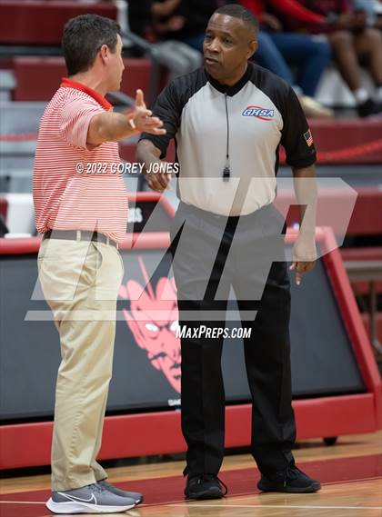 Thumbnail 1 in Veterans vs Warner Robins photogallery.