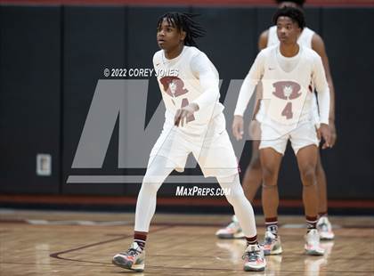 Thumbnail 3 in Veterans vs Warner Robins photogallery.