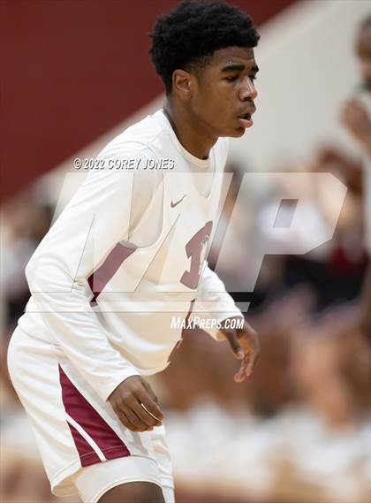 Thumbnail 1 in Veterans vs Warner Robins photogallery.