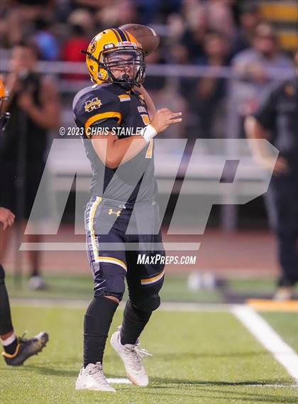 Thumbnail 3 in Yuma Catholic @ Marcos De Niza photogallery.