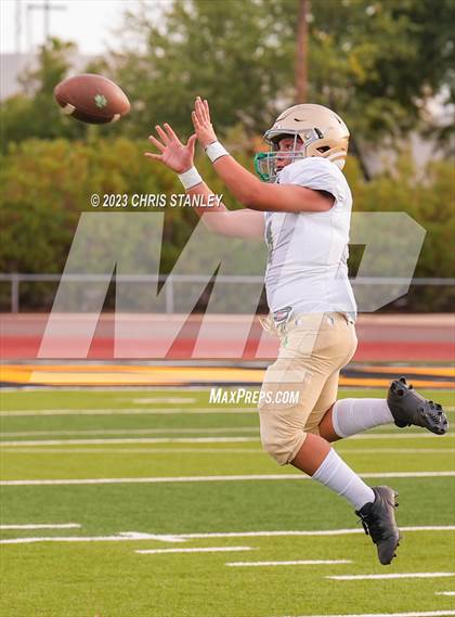 Thumbnail 1 in Yuma Catholic @ Marcos De Niza photogallery.