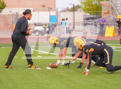 Thumbnail 3 in Yuma Catholic @ Marcos De Niza photogallery.