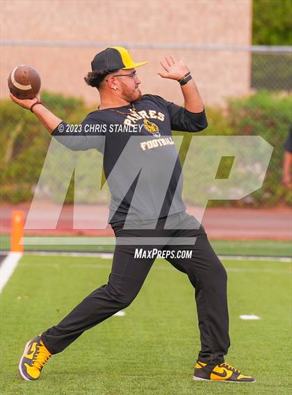 Thumbnail 2 in Yuma Catholic @ Marcos De Niza photogallery.