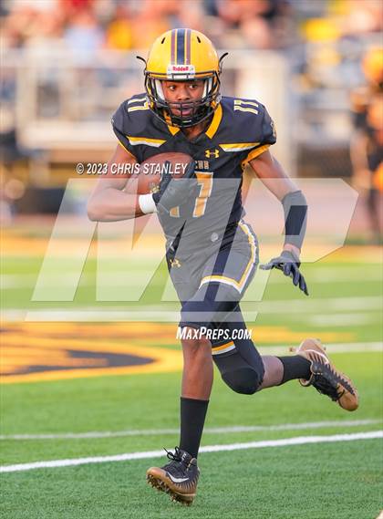 Thumbnail 2 in Yuma Catholic @ Marcos De Niza photogallery.