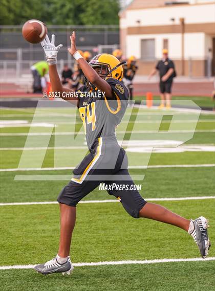 Thumbnail 2 in Yuma Catholic @ Marcos De Niza photogallery.