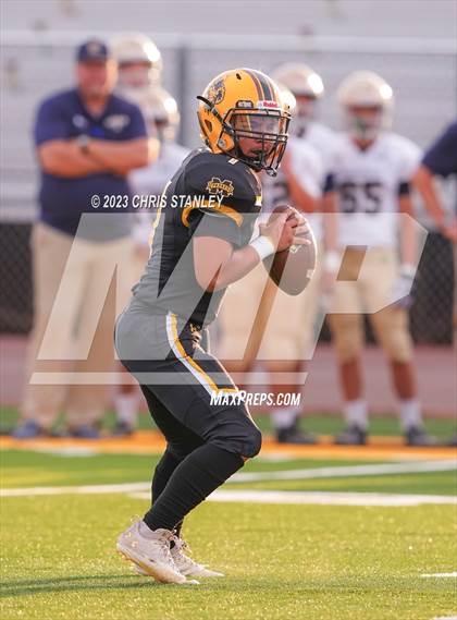 Thumbnail 1 in Yuma Catholic @ Marcos De Niza photogallery.