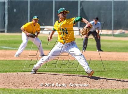 Thumbnail 2 in Highland vs. Narbonne photogallery.