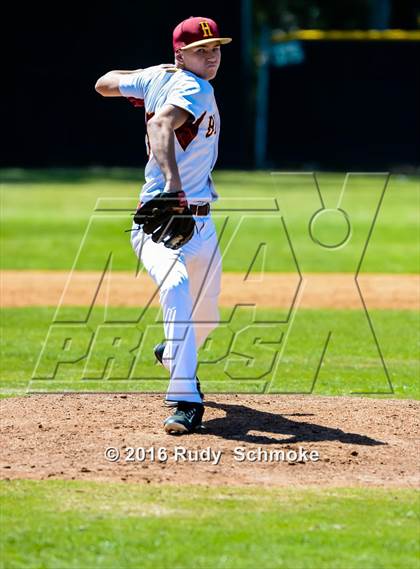 Thumbnail 1 in Highland vs. Narbonne photogallery.