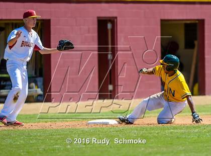 Thumbnail 1 in Highland vs. Narbonne photogallery.