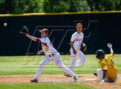Thumbnail 1 in Highland vs. Narbonne photogallery.