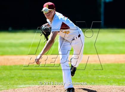 Thumbnail 2 in Highland vs. Narbonne photogallery.