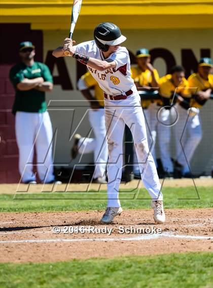 Thumbnail 3 in Highland vs. Narbonne photogallery.
