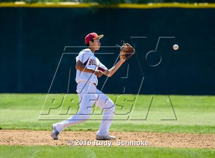 Thumbnail 1 in Highland vs. Narbonne photogallery.