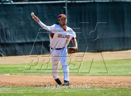 Thumbnail 1 in Highland vs. Narbonne photogallery.