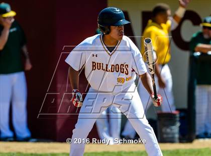 Thumbnail 1 in Highland vs. Narbonne photogallery.