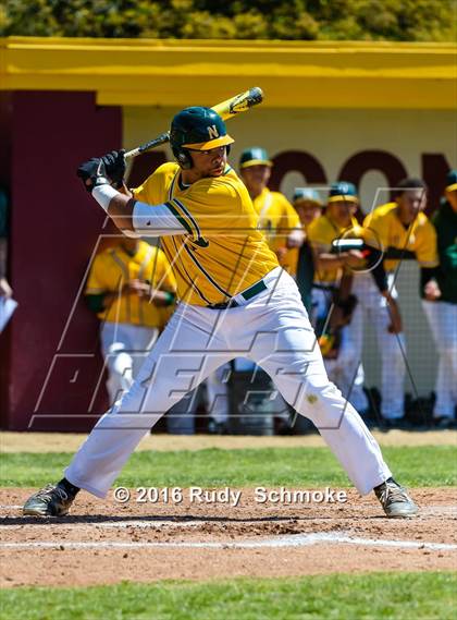Thumbnail 3 in Highland vs. Narbonne photogallery.
