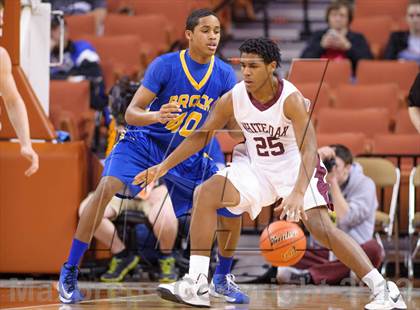 Thumbnail 2 in White Oak vs. Brock (UIL 2A Final) photogallery.