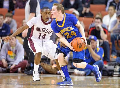 Thumbnail 2 in White Oak vs. Brock (UIL 2A Final) photogallery.