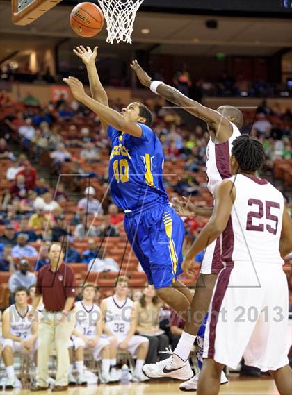 Thumbnail 3 in White Oak vs. Brock (UIL 2A Final) photogallery.
