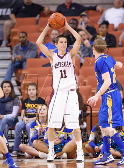 Thumbnail 2 in White Oak vs. Brock (UIL 2A Final) photogallery.