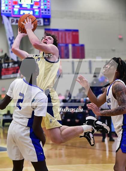 Thumbnail 1 in St. Pius X Catholic vs. Florence photogallery.