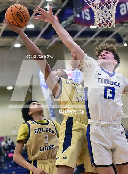 Thumbnail 2 in St. Pius X Catholic vs. Florence photogallery.