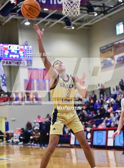 Thumbnail 2 in St. Pius X Catholic vs. Florence photogallery.