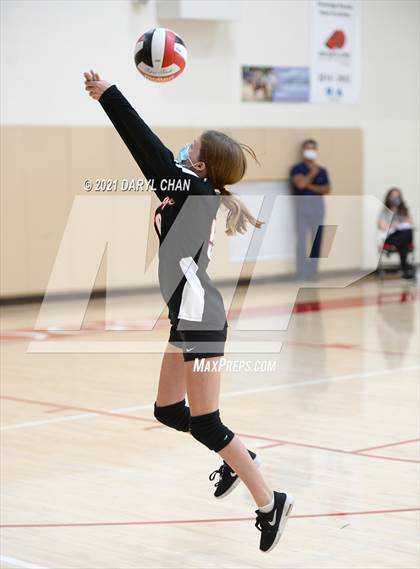 Thumbnail 1 in La Canada @ Flintridge Sacred Heart photogallery.
