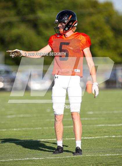 Thumbnail 2 in Tom Bean vs. Whitewright (scrimmage) photogallery.