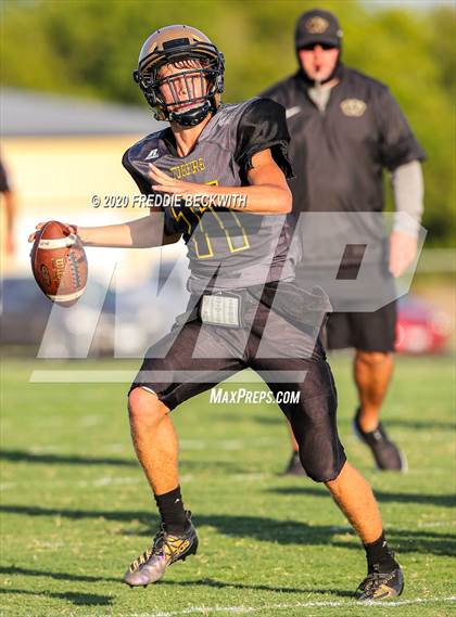 Thumbnail 1 in Tom Bean vs. Whitewright (scrimmage) photogallery.
