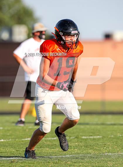 Thumbnail 1 in Tom Bean vs. Whitewright (scrimmage) photogallery.