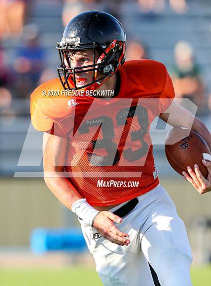 Thumbnail 3 in Tom Bean vs. Whitewright (scrimmage) photogallery.