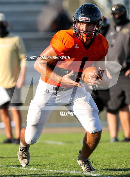 Thumbnail 1 in Tom Bean vs. Whitewright (scrimmage) photogallery.