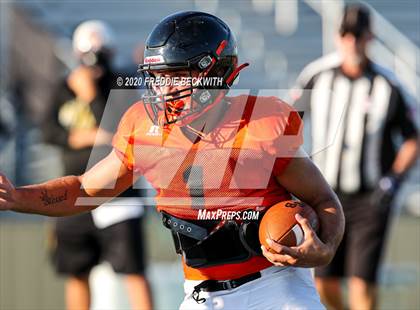 Thumbnail 3 in Tom Bean vs. Whitewright (scrimmage) photogallery.