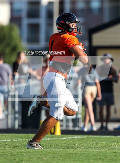Thumbnail 1 in Tom Bean vs. Whitewright (scrimmage) photogallery.