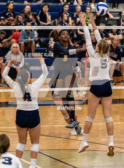 Thumbnail 2 in Steinbrenner vs Bishop McLaughlin Catholic (Bishop McLaughlin JV Tournament) photogallery.