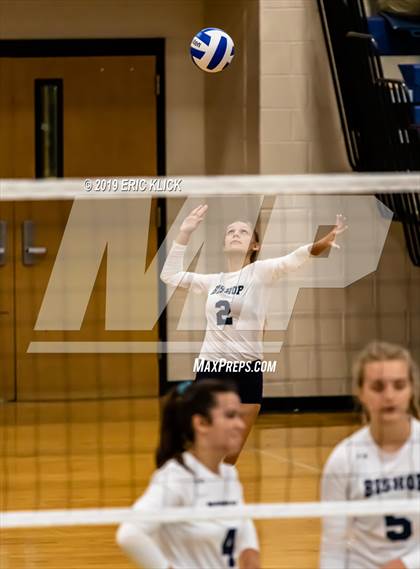 Thumbnail 1 in Steinbrenner vs Bishop McLaughlin Catholic (Bishop McLaughlin JV Tournament) photogallery.