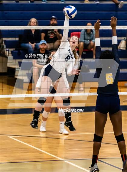 Thumbnail 1 in Steinbrenner vs Bishop McLaughlin Catholic (Bishop McLaughlin JV Tournament) photogallery.