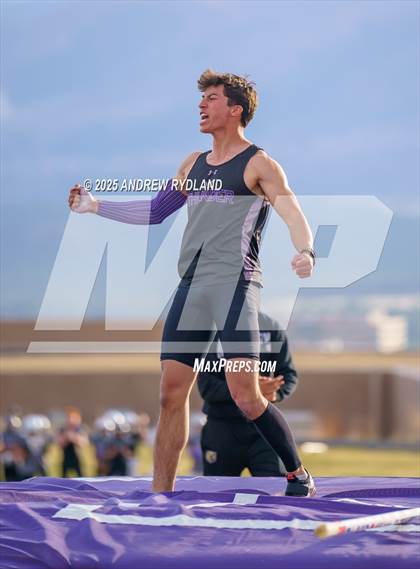 Thumbnail 1 in Pikes Peak Athletic Conference League Championship (Pole Vault) photogallery.
