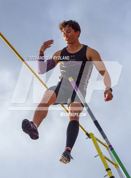 Thumbnail 2 in Pikes Peak Athletic Conference League Championship (Pole Vault) photogallery.