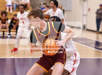 Thumbnail 3 in Windsor vs. Denver East photogallery.