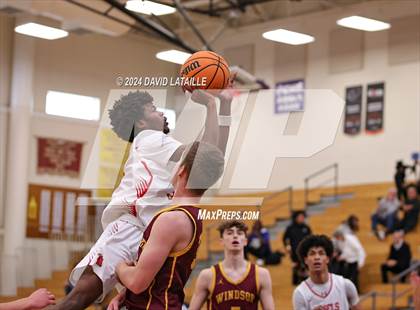 Thumbnail 2 in Windsor vs. Denver East photogallery.