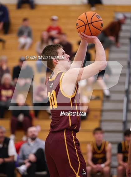 Thumbnail 3 in Windsor vs. Denver East photogallery.