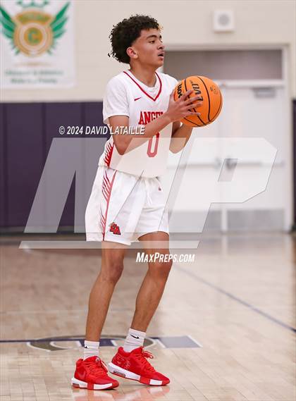 Thumbnail 2 in Windsor vs. Denver East photogallery.