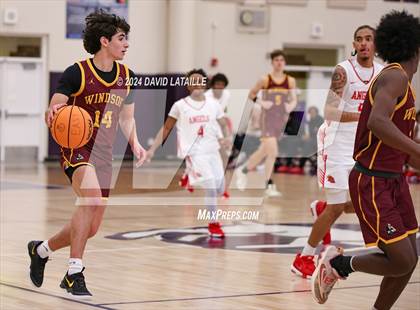 Thumbnail 2 in Windsor vs. Denver East photogallery.
